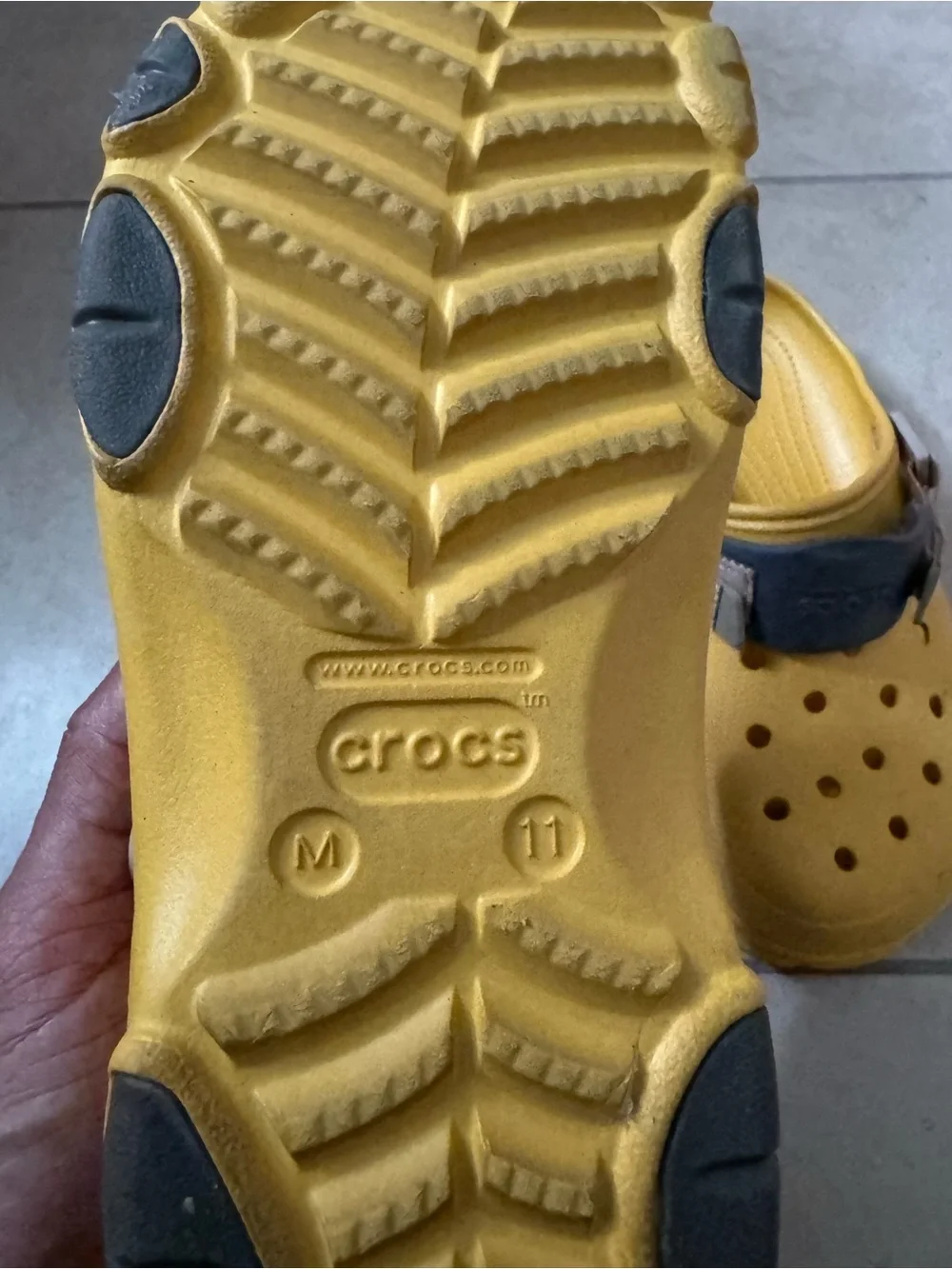 CROCS Yellow Clog Mens US 11